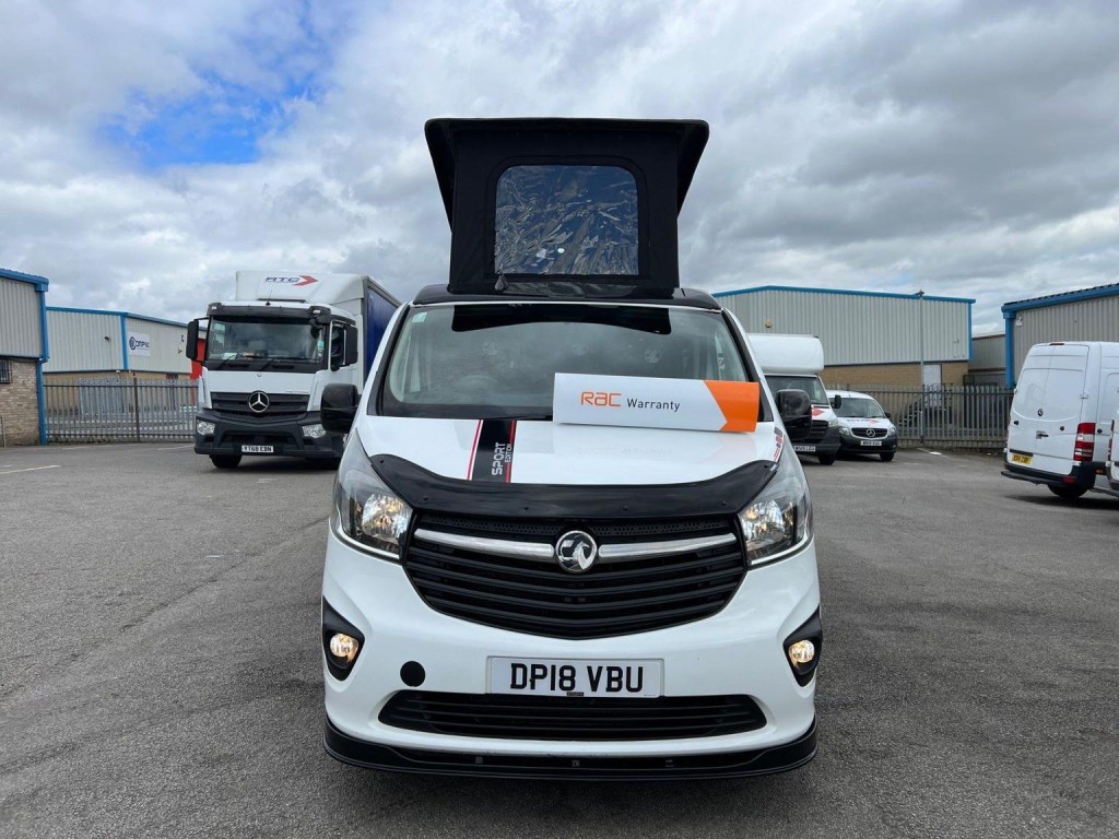 VAUXHALL VIVARO