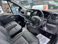 VAUXHALL VIVARO