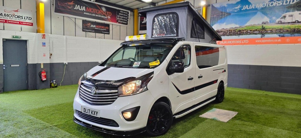 VAUXHALL VIVARO