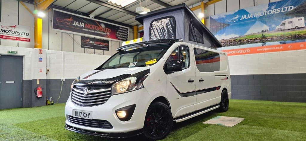 VAUXHALL VIVARO
