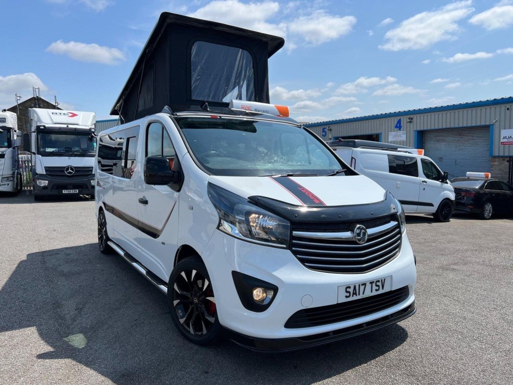 VAUXHALL VIVARO