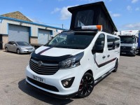 VAUXHALL VIVARO