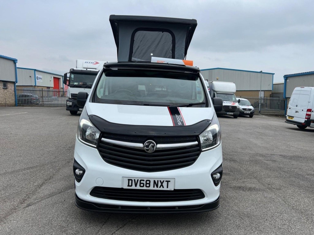 VAUXHALL VIVARO