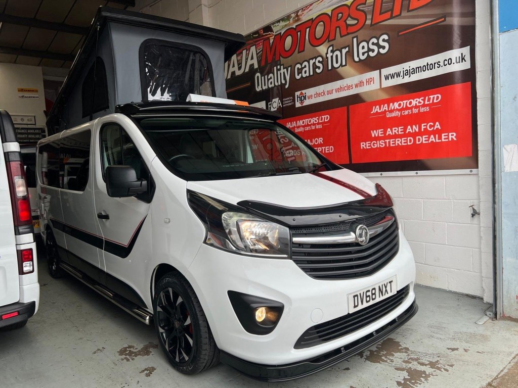 VAUXHALL VIVARO