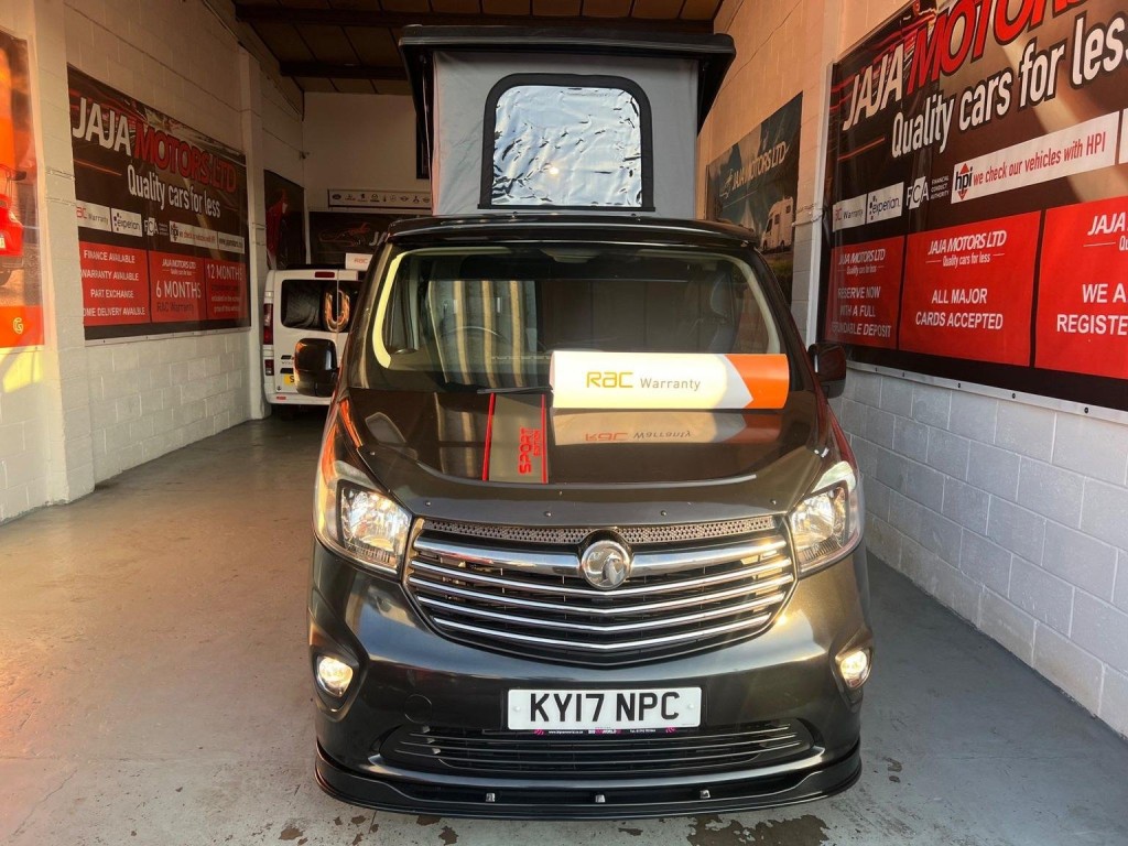 VAUXHALL VIVARO
