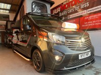 VAUXHALL VIVARO