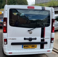 VAUXHALL VIVARO