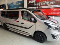 VAUXHALL VIVARO
