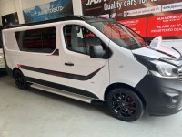 VAUXHALL VIVARO