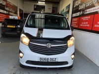 VAUXHALL VIVARO