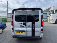VAUXHALL VIVARO
