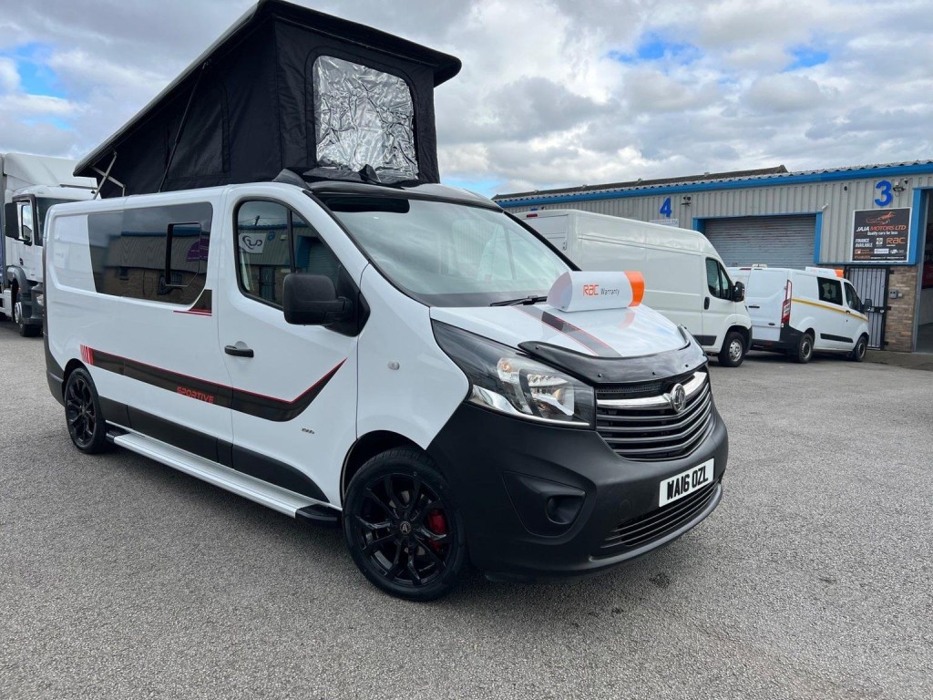 VAUXHALL VIVARO
