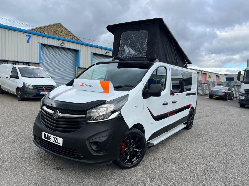VAUXHALL VIVARO