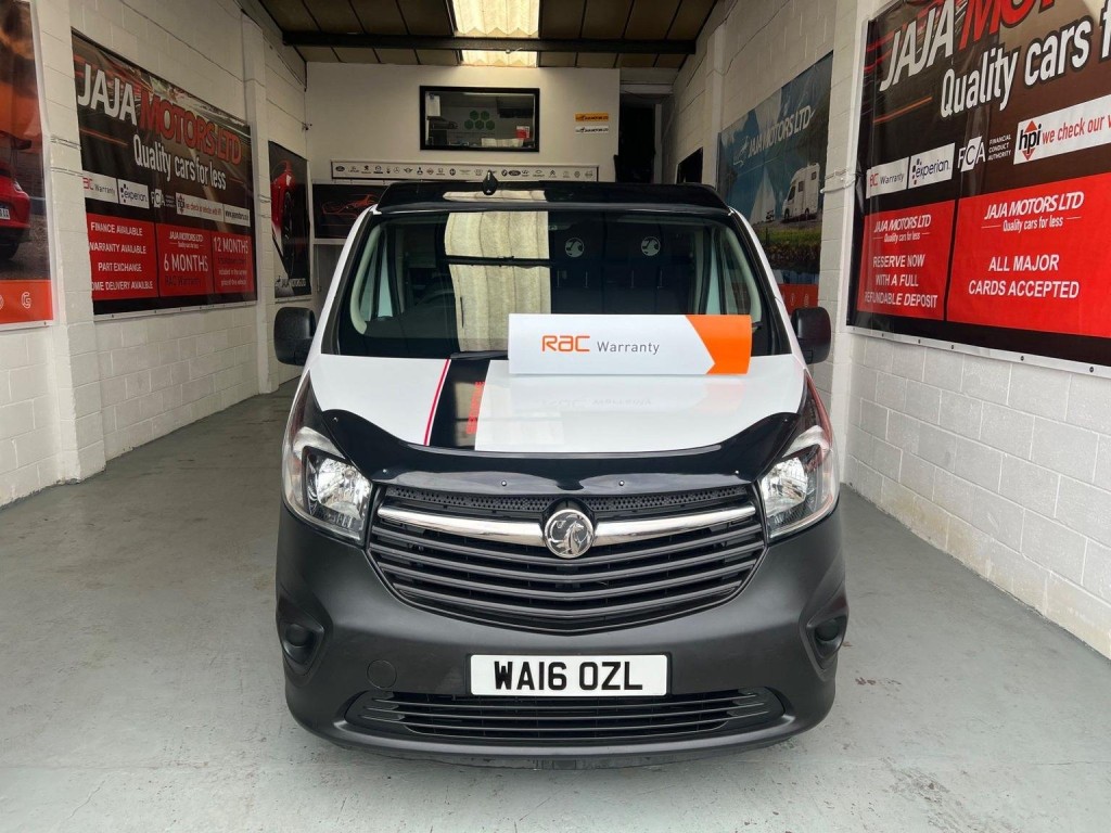 VAUXHALL VIVARO