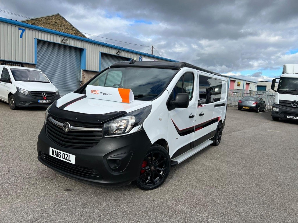 VAUXHALL VIVARO