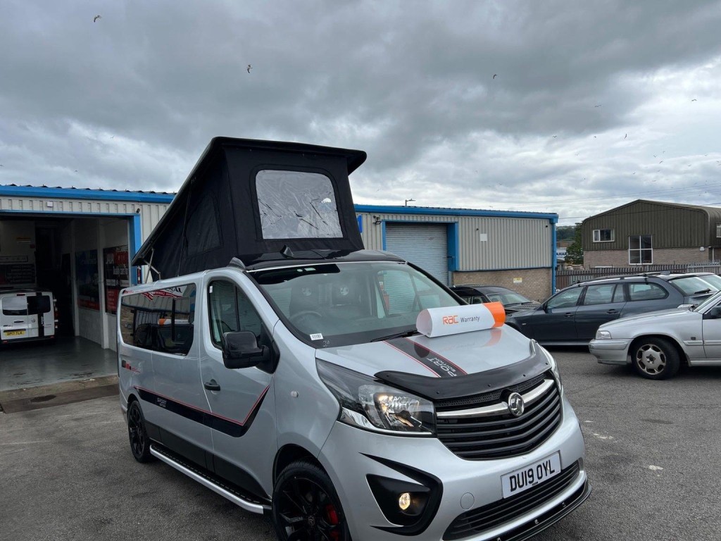 VAUXHALL VIVARO