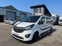VAUXHALL VIVARO