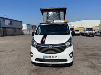 VAUXHALL VIVARO