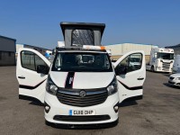 VAUXHALL VIVARO