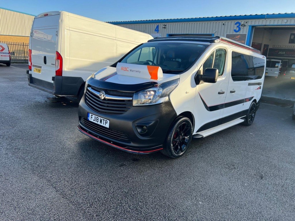 VAUXHALL VIVARO