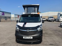 VAUXHALL VIVARO