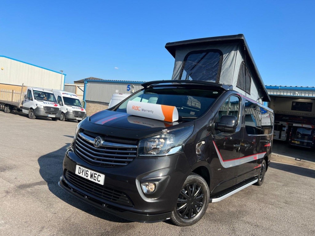 VAUXHALL VIVARO