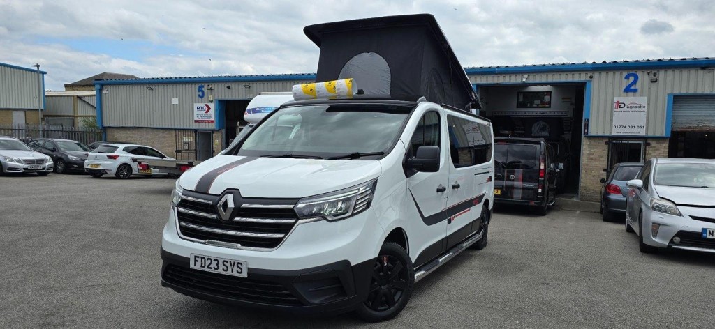 RENAULT TRAFIC