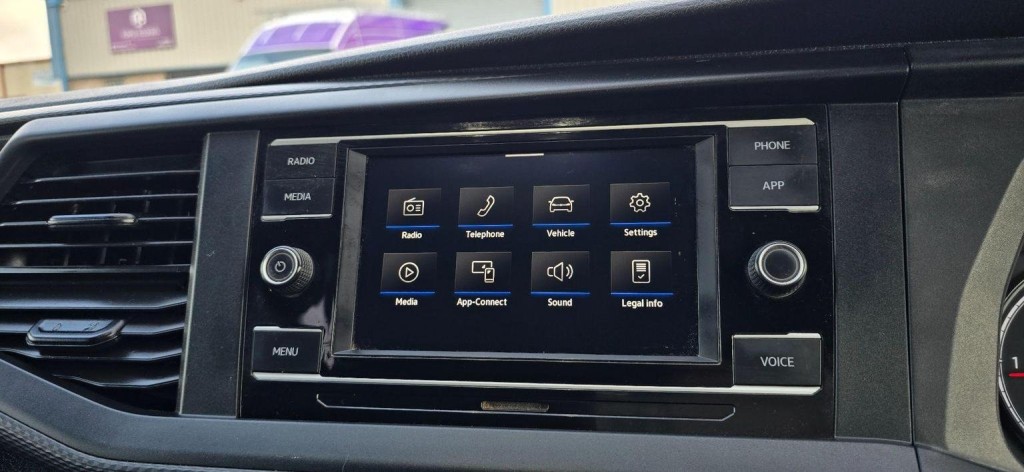 VOLKSWAGEN TRANSPORTER