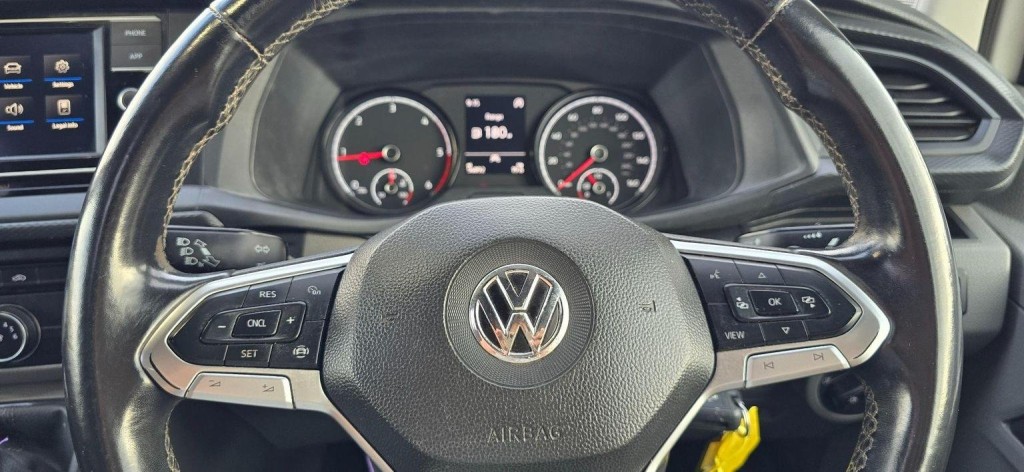 VOLKSWAGEN TRANSPORTER