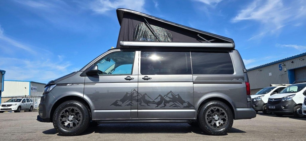 VOLKSWAGEN TRANSPORTER