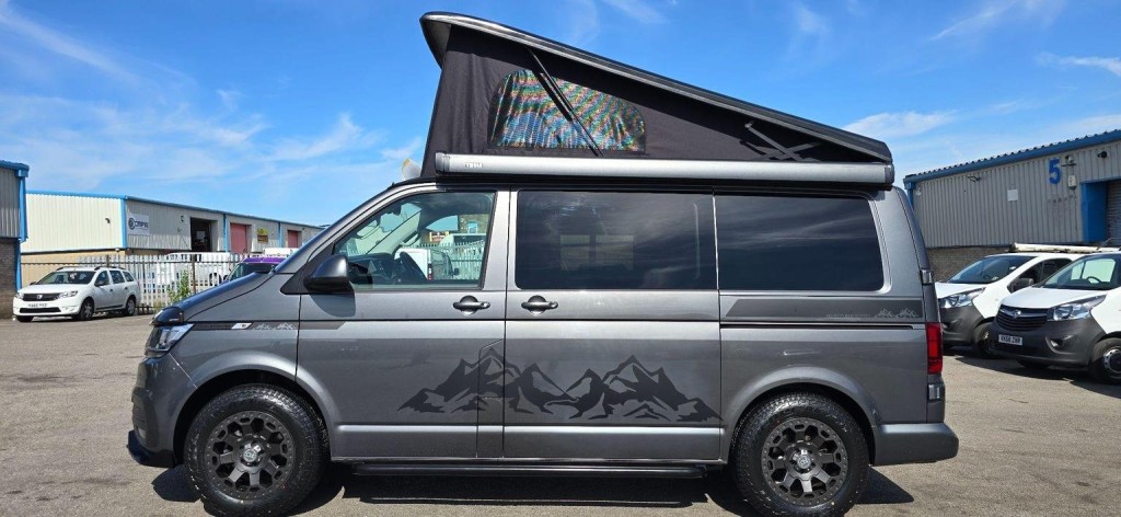 VOLKSWAGEN TRANSPORTER