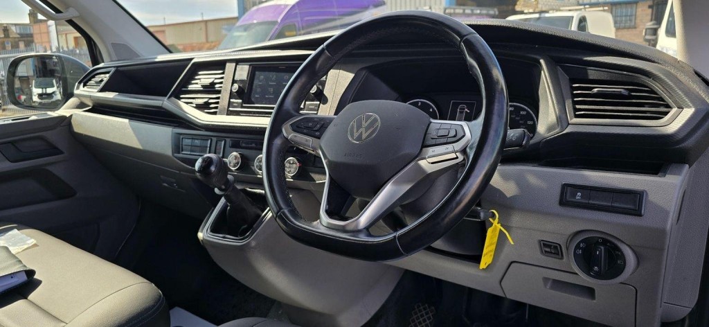 VOLKSWAGEN TRANSPORTER