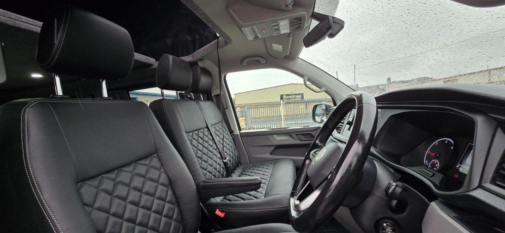 VOLKSWAGEN TRANSPORTER