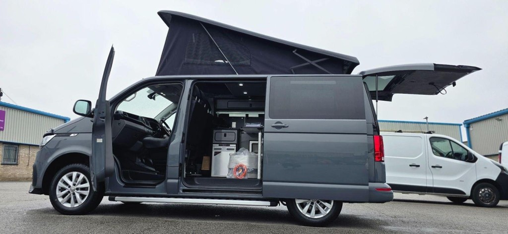 VOLKSWAGEN TRANSPORTER