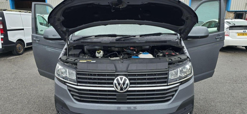 VOLKSWAGEN TRANSPORTER