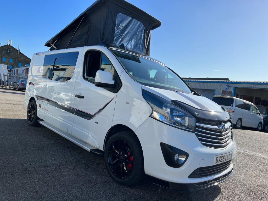 VAUXHALL VIVARO