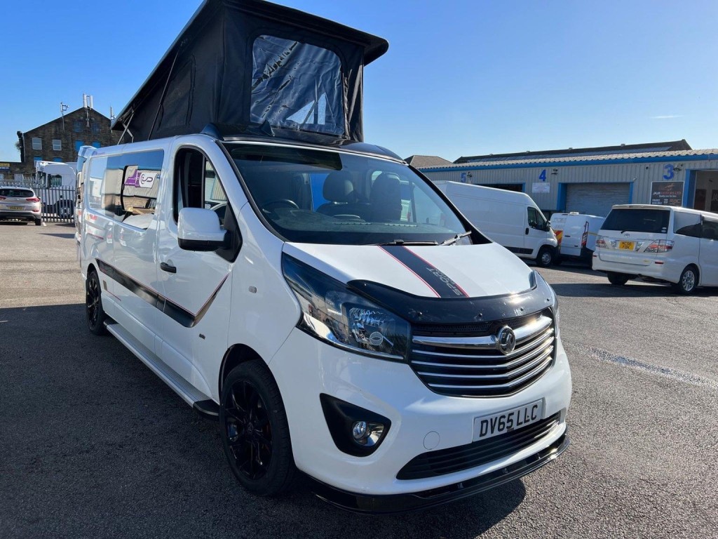 VAUXHALL VIVARO
