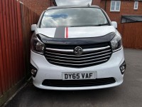VAUXHALL VIVARO