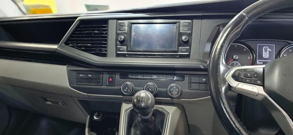 VOLKSWAGEN TRANSPORTER