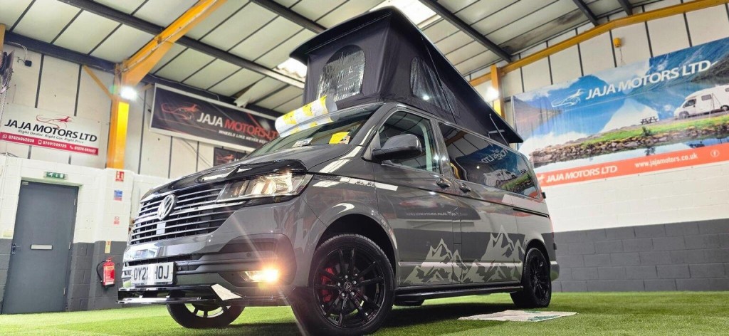 VOLKSWAGEN TRANSPORTER