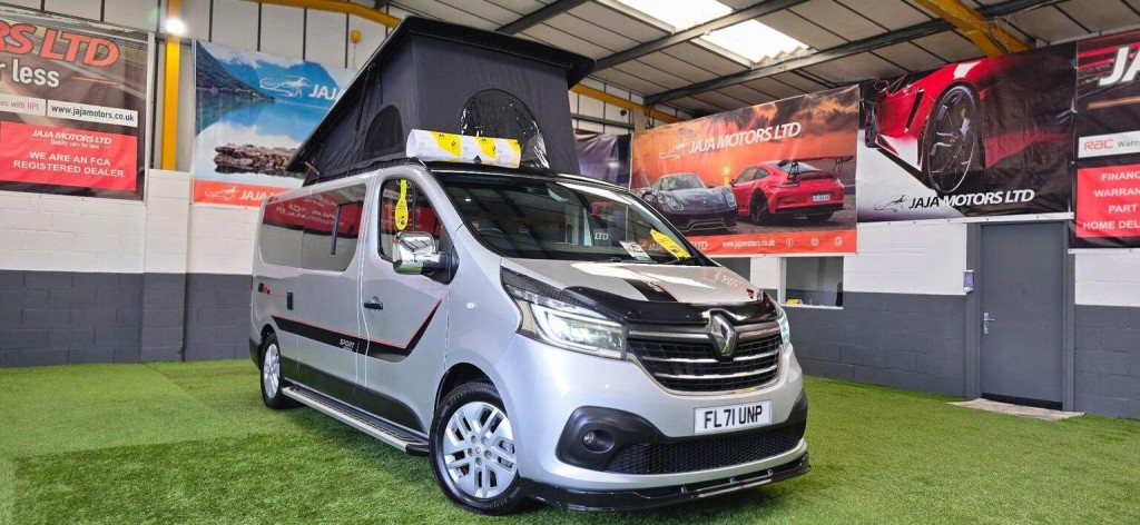 RENAULT TRAFIC