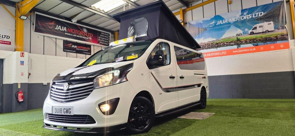 VAUXHALL VIVARO