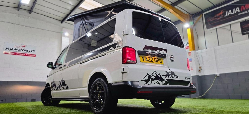 VOLKSWAGEN TRANSPORTER