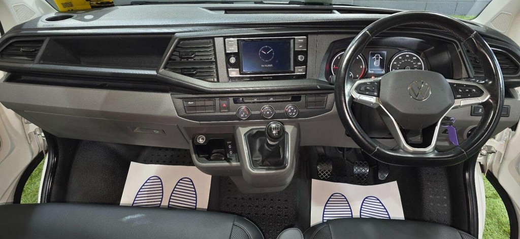 VOLKSWAGEN TRANSPORTER