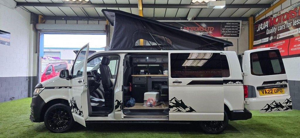 VOLKSWAGEN TRANSPORTER