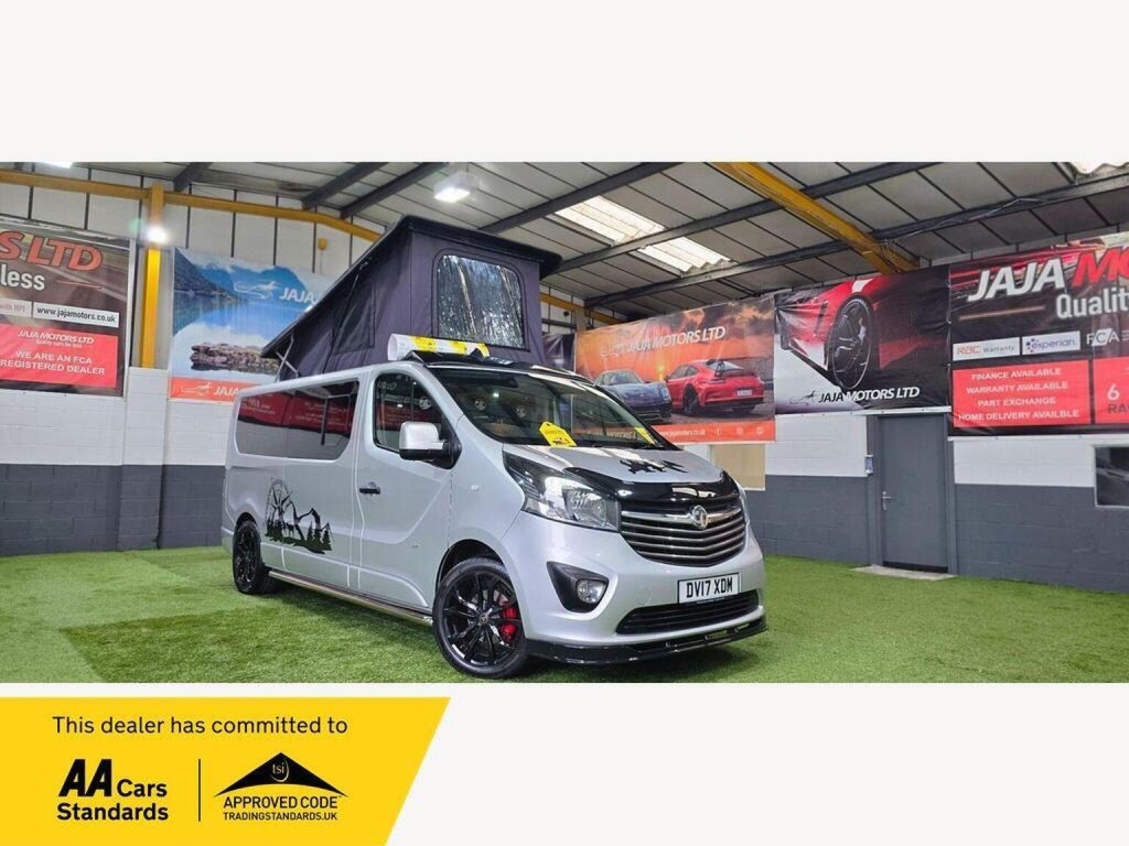 VAUXHALL VIVARO