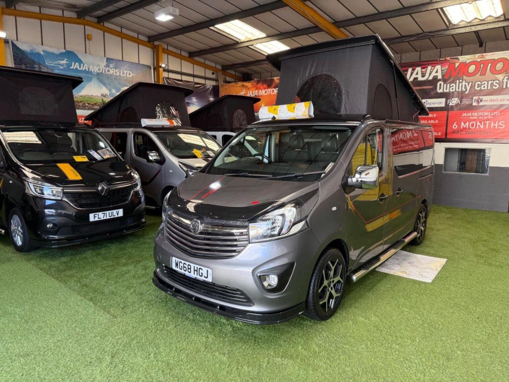 VAUXHALL VIVARO