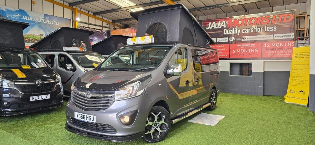 VAUXHALL VIVARO