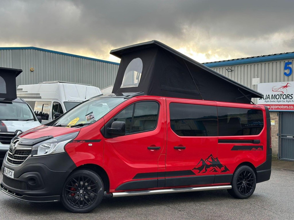RENAULT TRAFIC