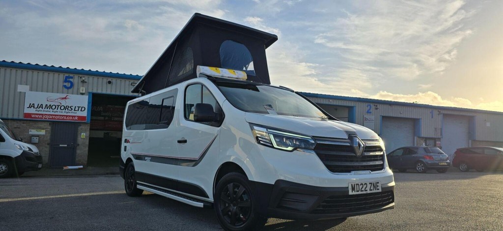 RENAULT TRAFIC
